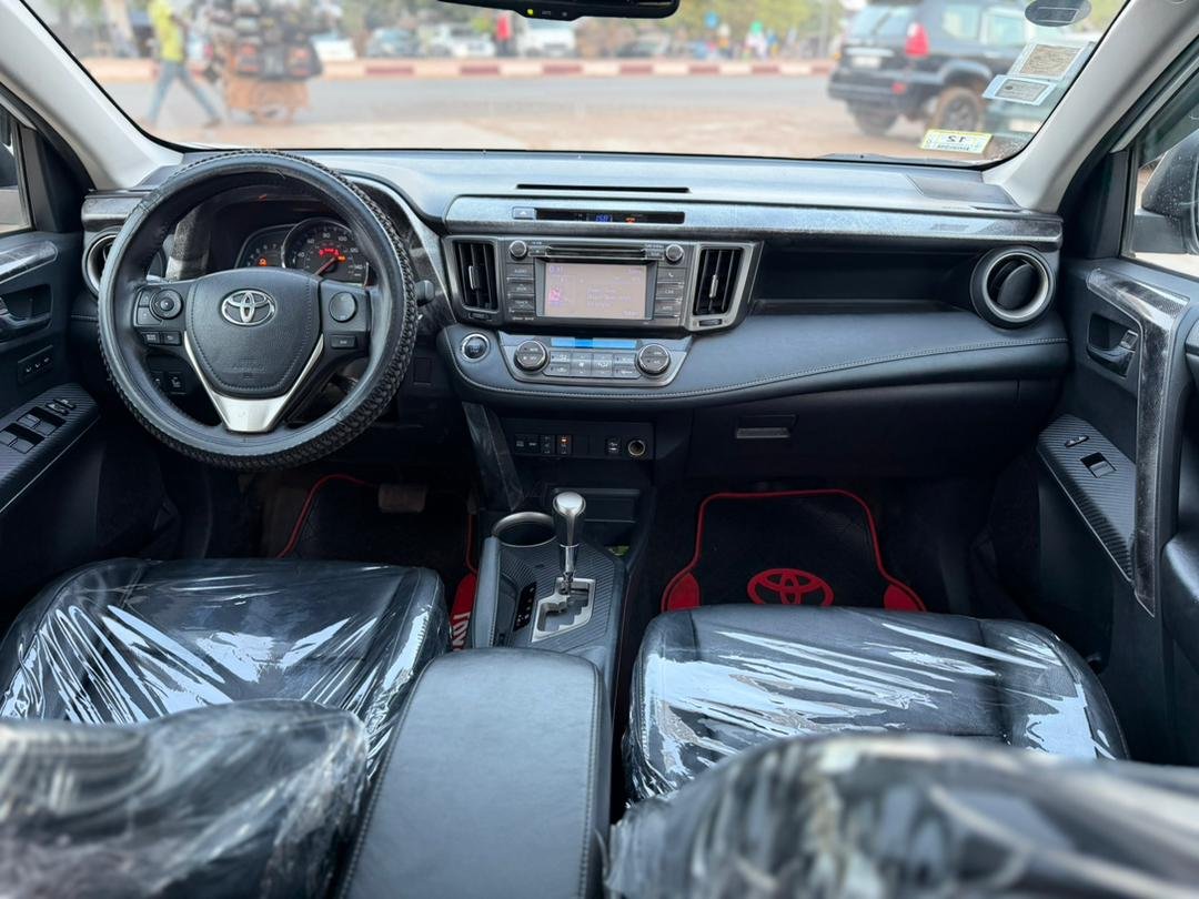 TOYOTA RAV4 LIMITED 2014