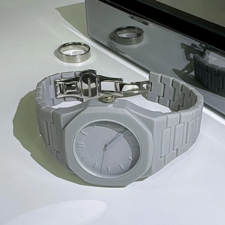 Montre de luxe à Quartz