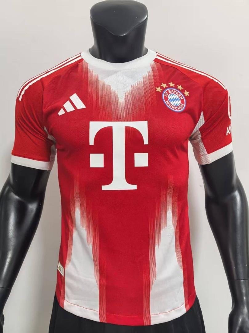 Maillot players