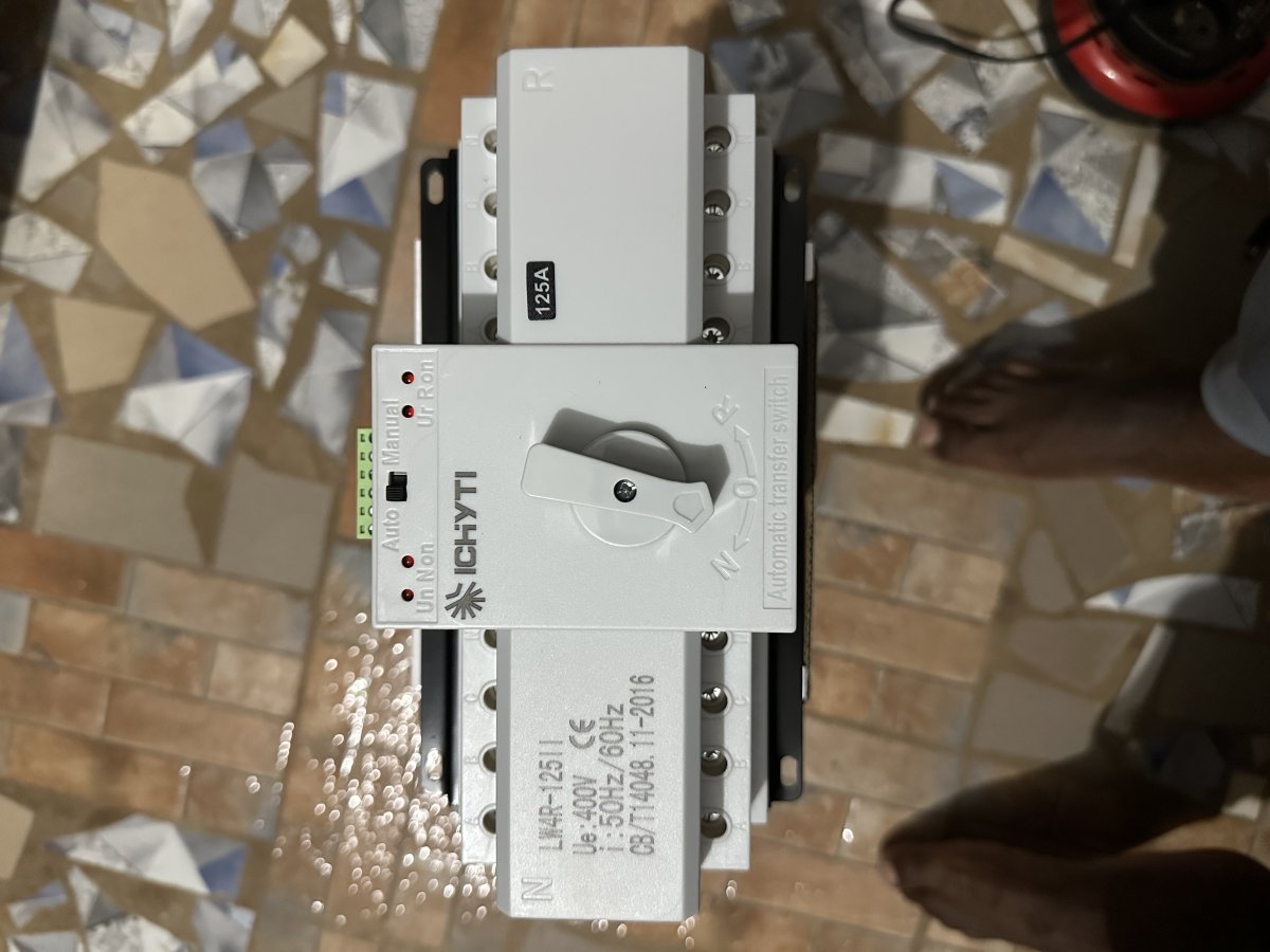 Inverseur automatique