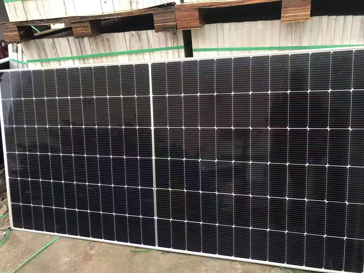 Panneaux solaires 250,450,500,580,480