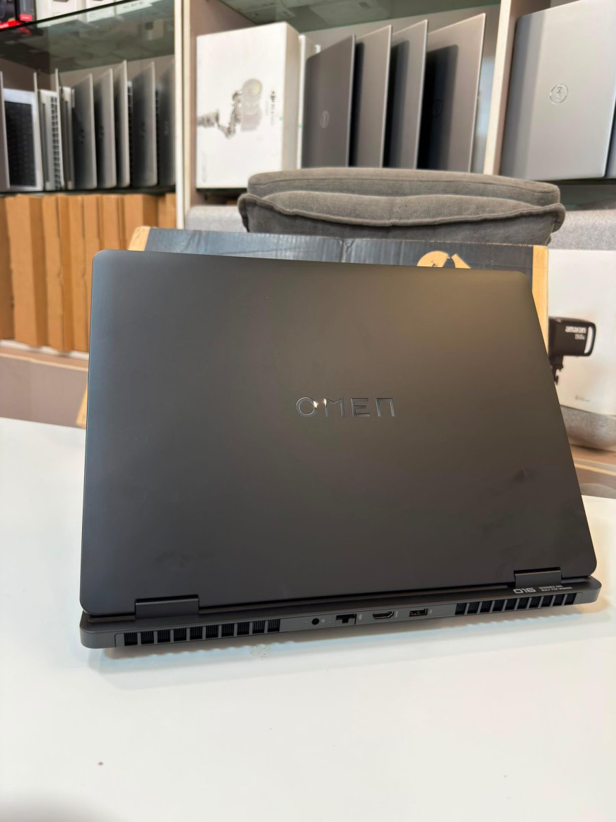 HP OMEN 16 Gaming 16-ap0084AX (2025)