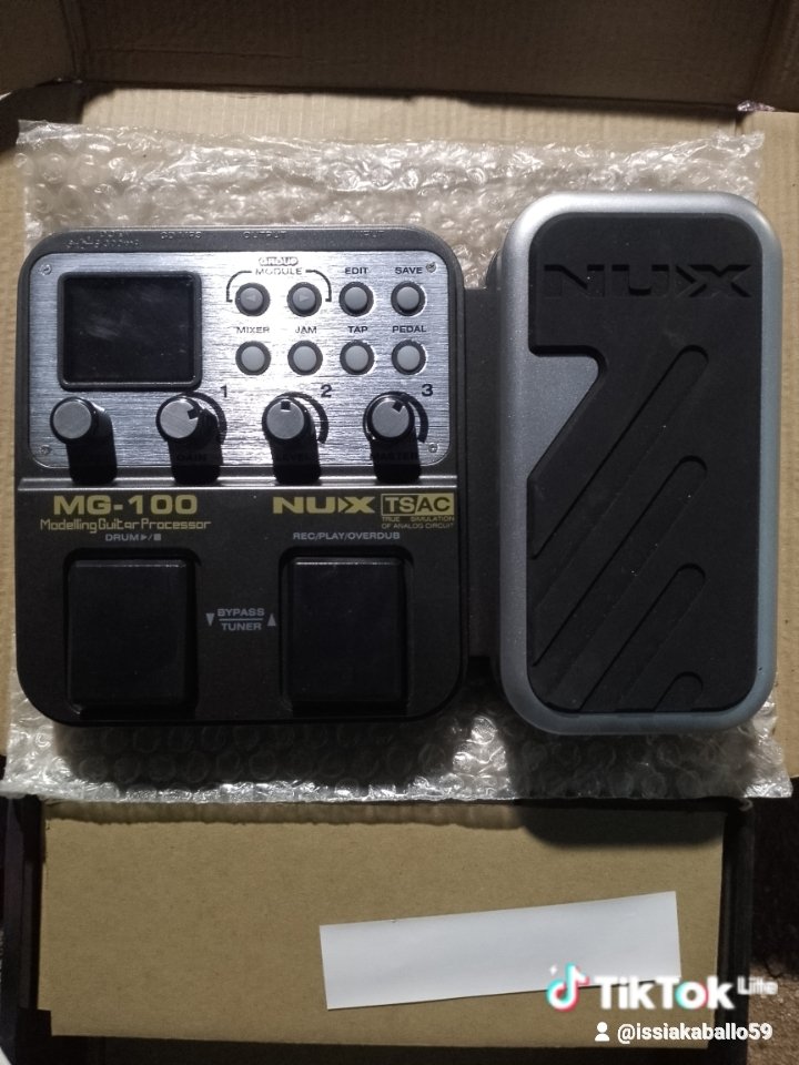 Pedal MG 100