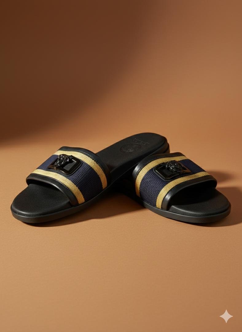 CHAUSSURES, Sandales pour hommes, confectionnées en cuir véritable, présentent un design élégant avec des brides croisées et des détails tressés.