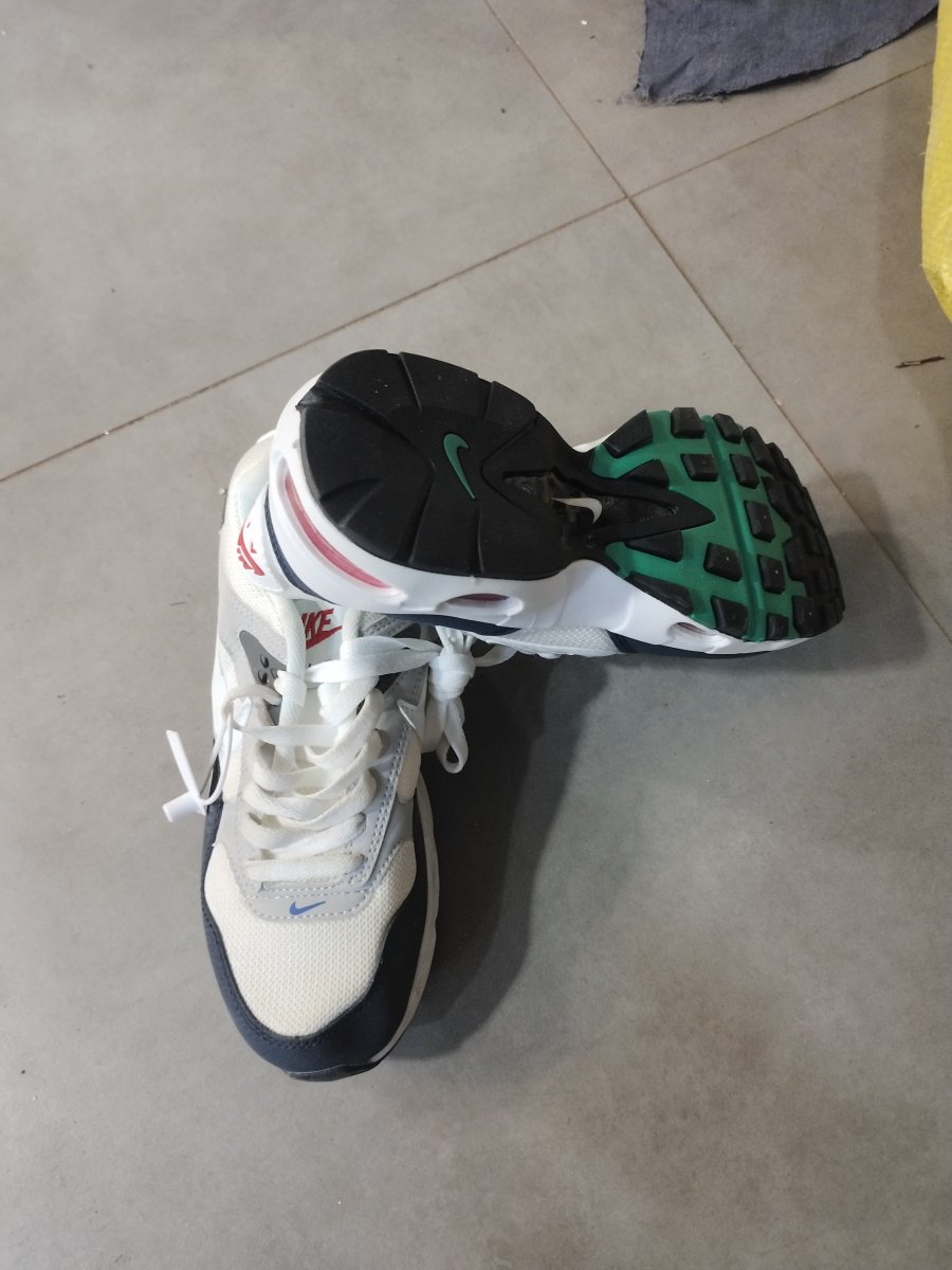 Chaussures originales