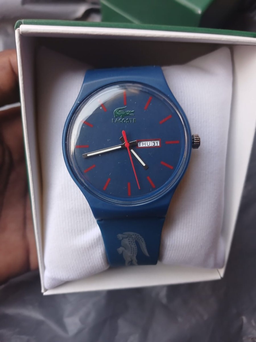 Montre Lacoste