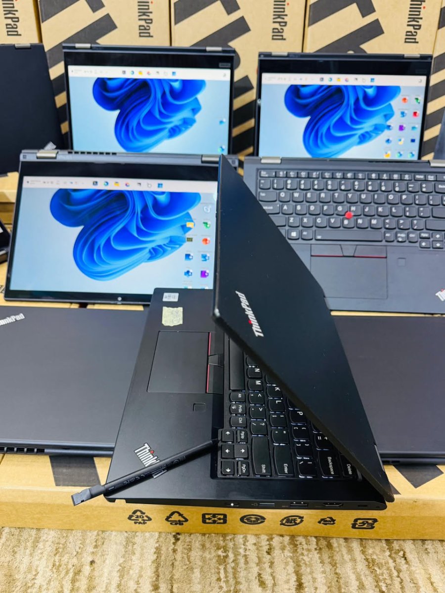 Lenovo think pad x13 et yoga tactile version mad corre