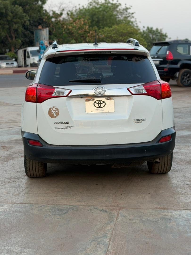 TOYOTA RAV4 LIMITED 2014
