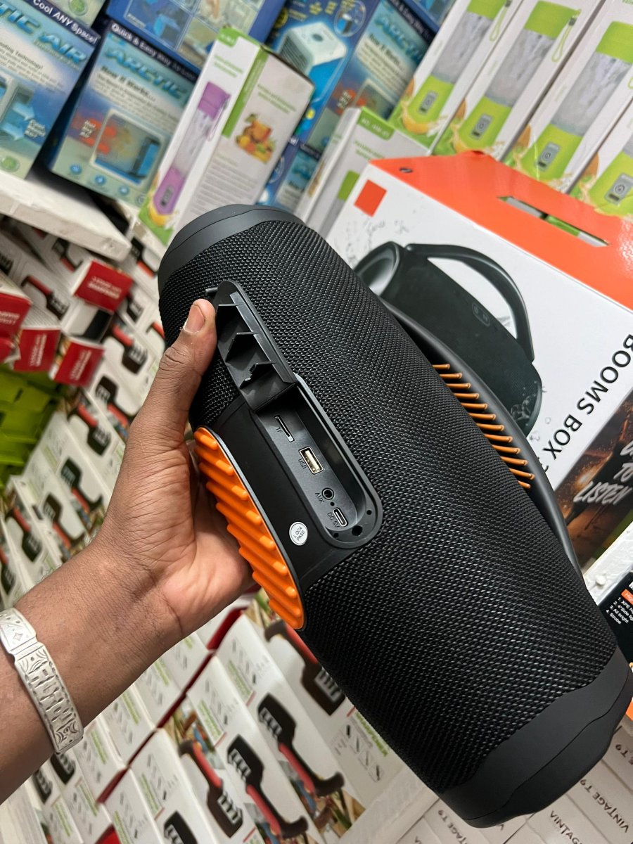 Boomer marque JBL