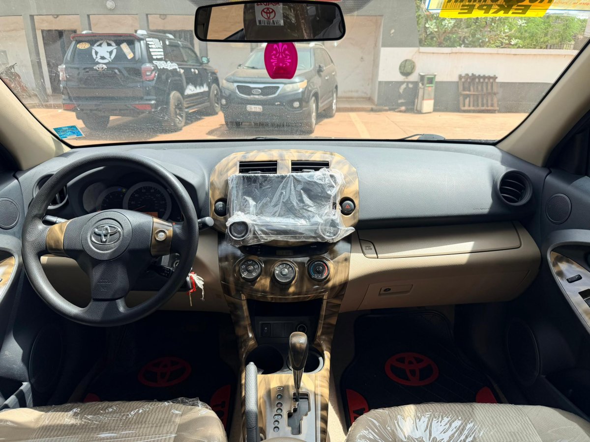 Rav4