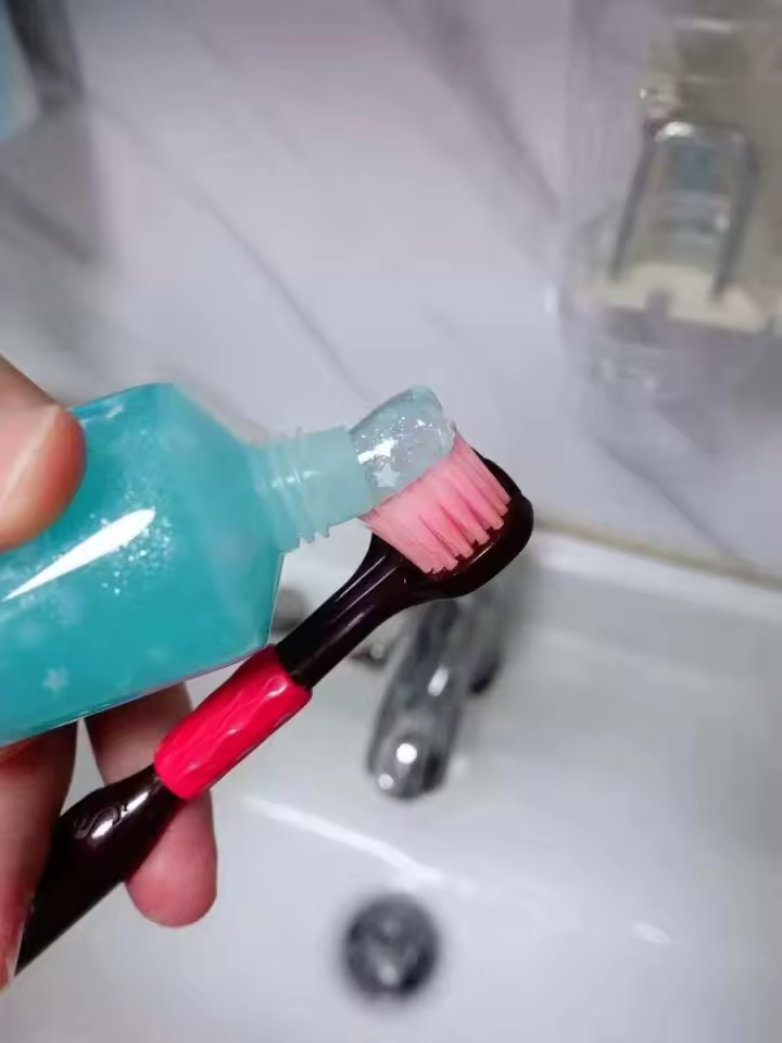 Dentifrice blanchissant