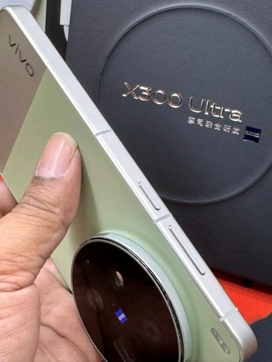 VIVO 300 ULTRA