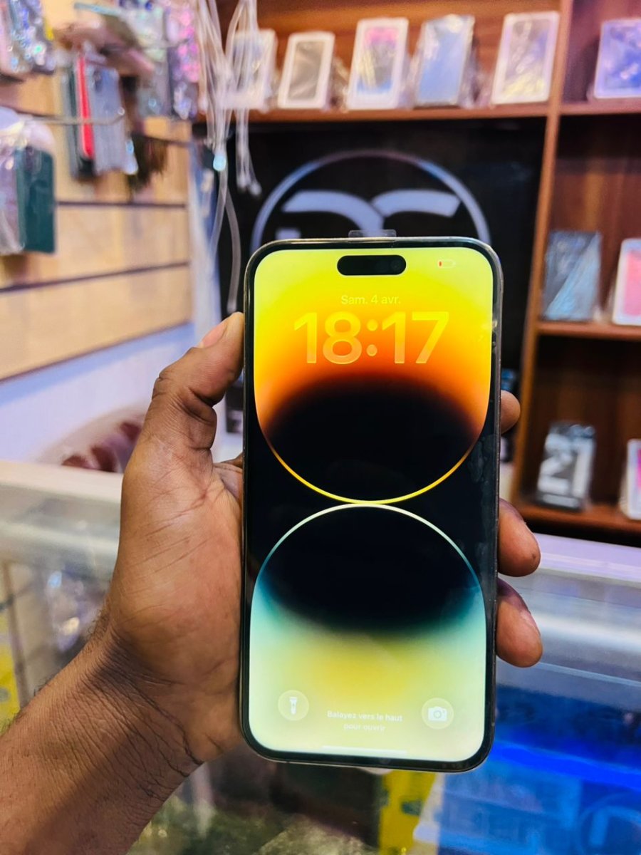 iPhone 14pro Max 128Go eSiM batterie 100%