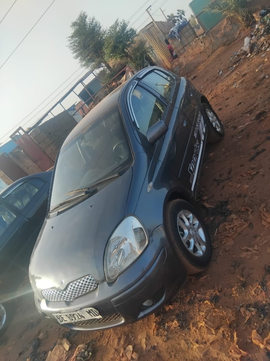 Toyota Yaris , manuelle essence