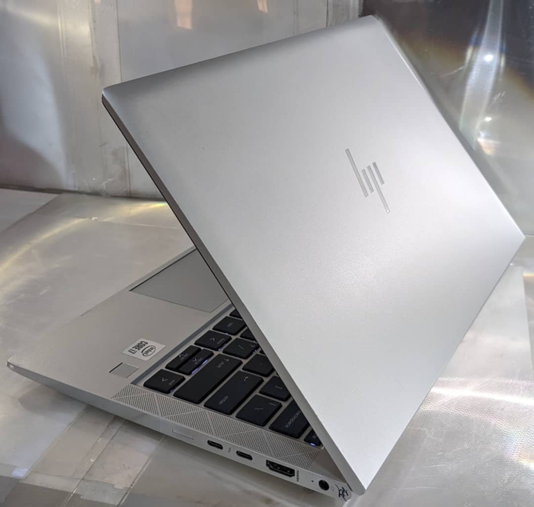 Hp elitebook 830g7 i5 10ème