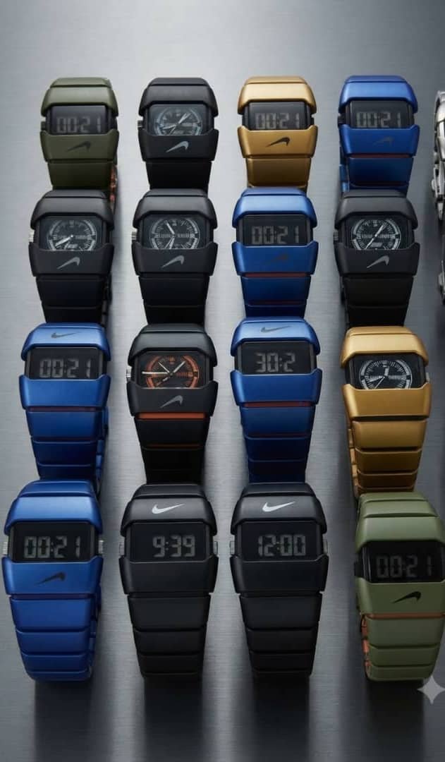 montres Nike ⌚✨  ✅ Nouveau modèle tendance ✅ Affichage numérique et analogique ✅ Design élégant.