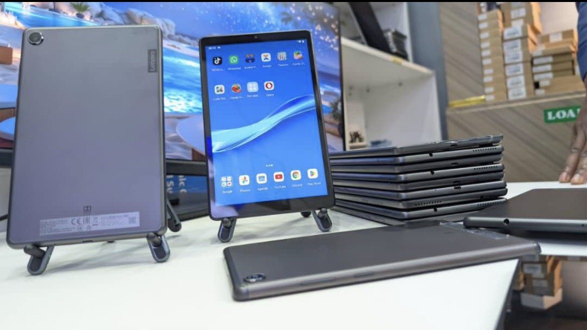 Tablette Lenovo   16go📱 Sans puce
