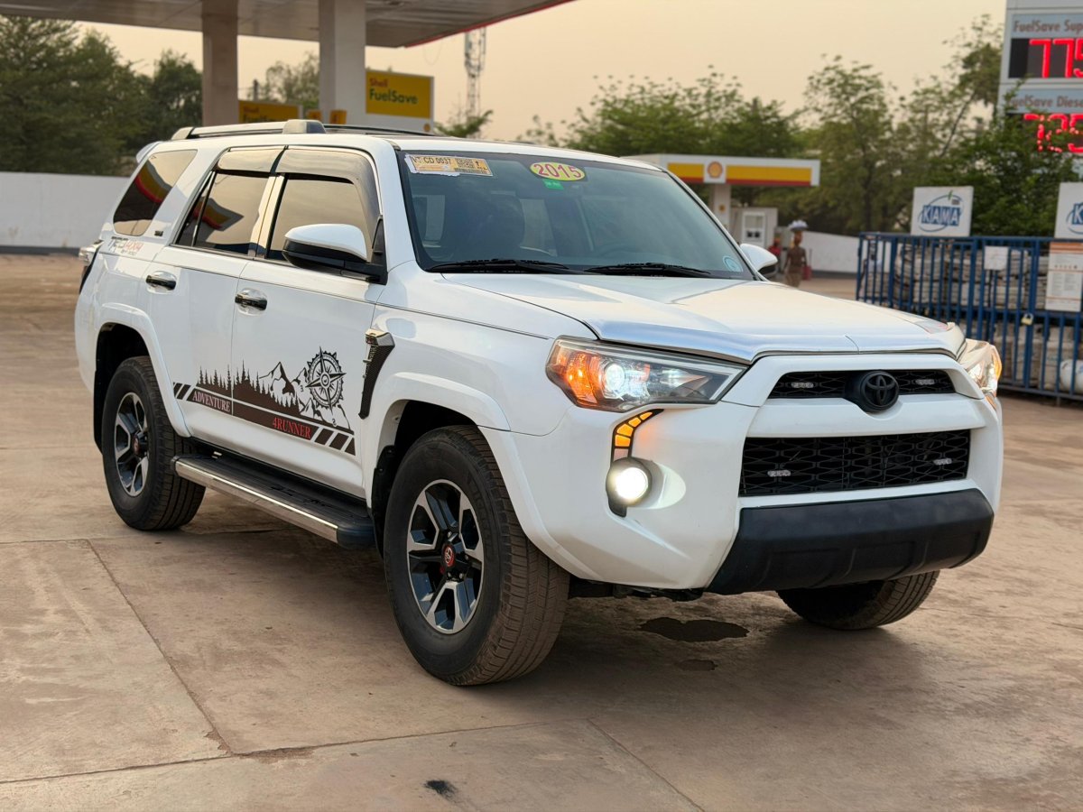 Toyota 4RUNNER