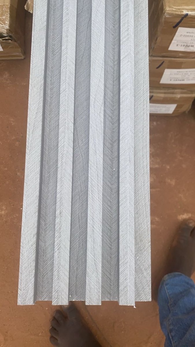 Tasseaux/Baguette ( décoration murale )