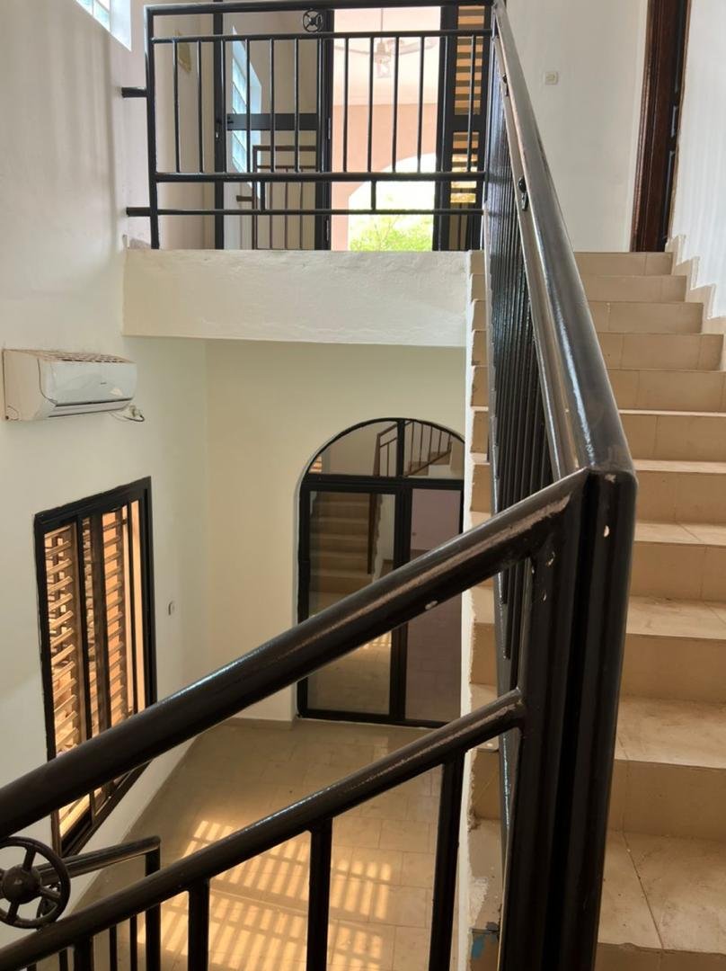 MAISON À VENDRE BACODJICORONI PRÈS DU 15ÈME