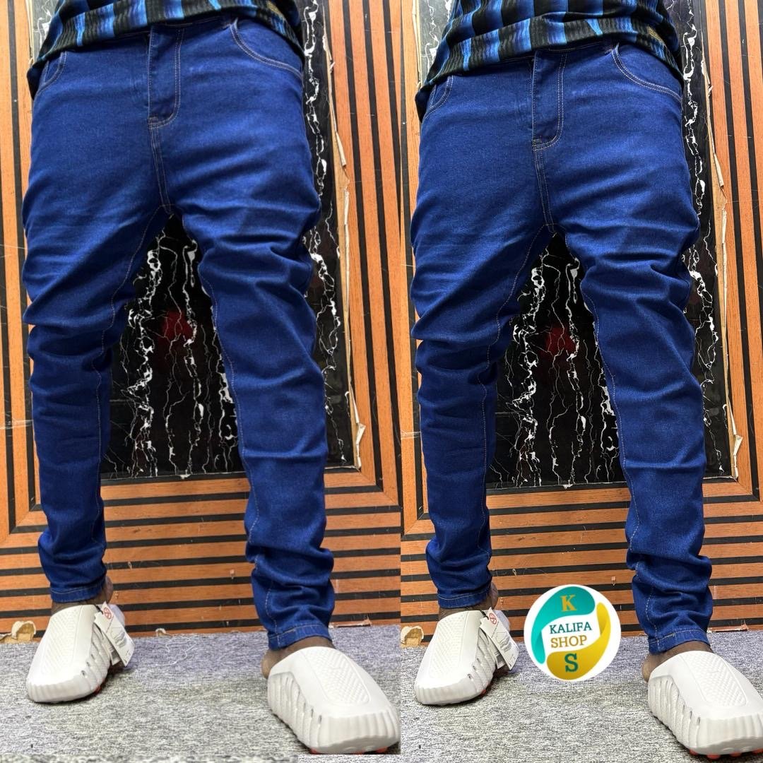 Jean unique slim de qualité premium disponible
