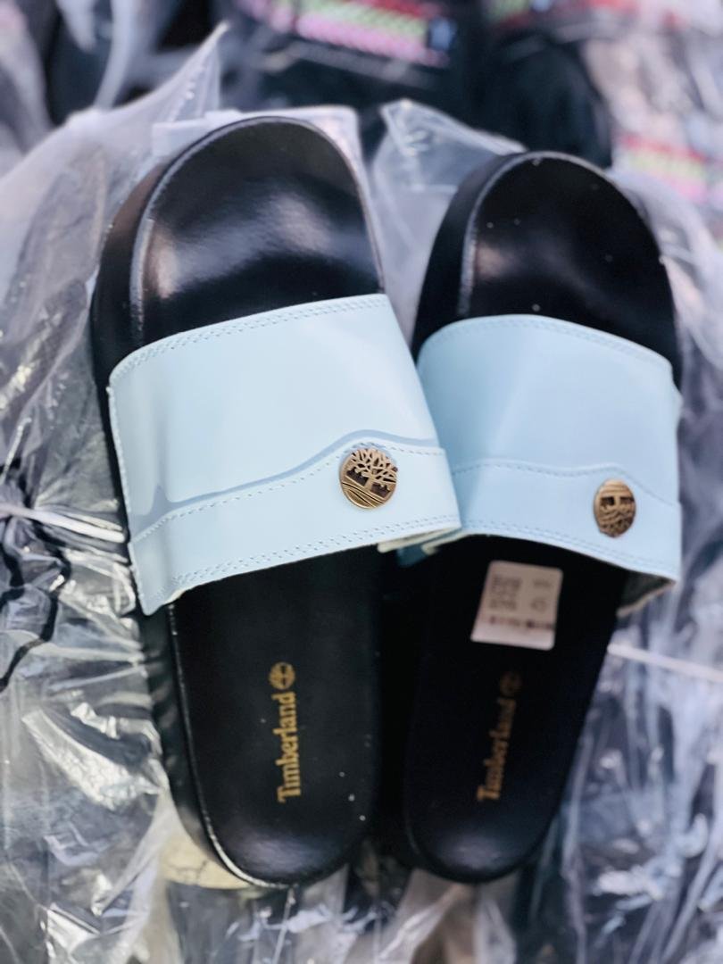 NOUVEL ARRIVAGE – TAPETTES HOMME STYLE LUXE