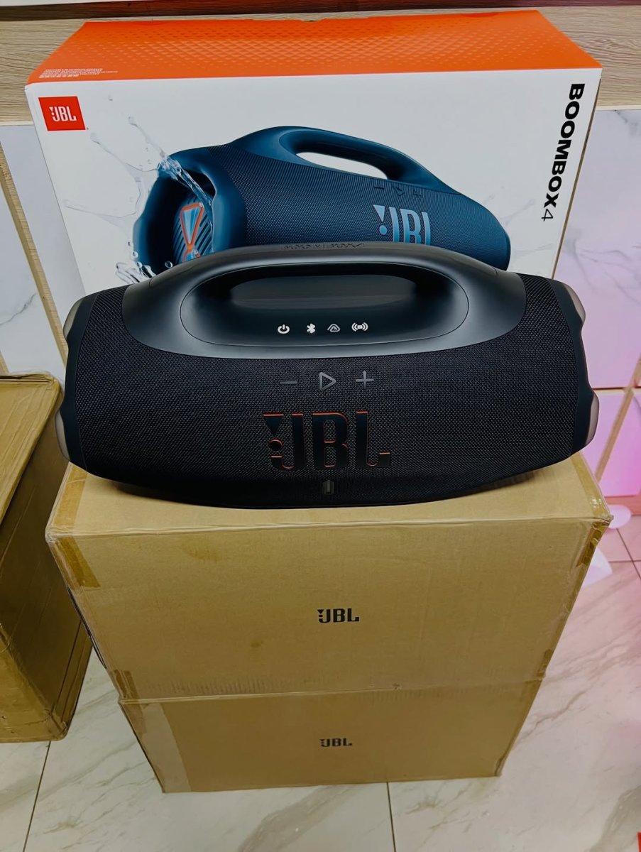 Jbl charge 4 nouveau dans le carton