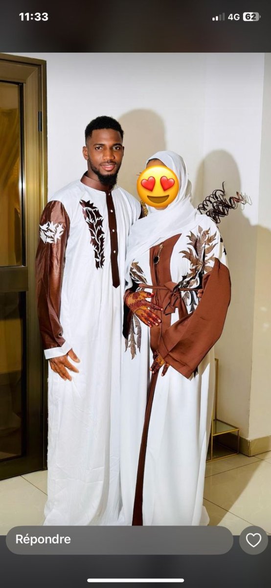 Abaya femme robe kimono avec broderie élégantes Qamis homme tunique avec détails brodés assortis