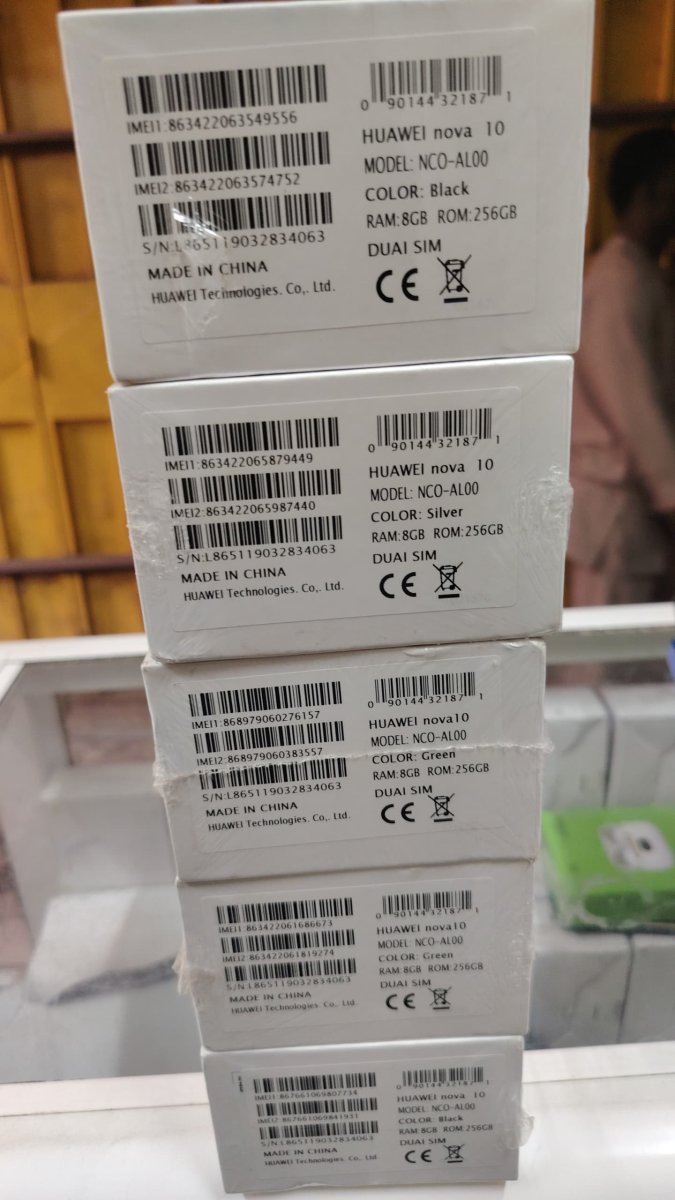 Huawei nova 10 256giga Ram 8