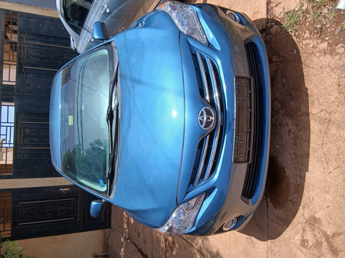 Corolla Le