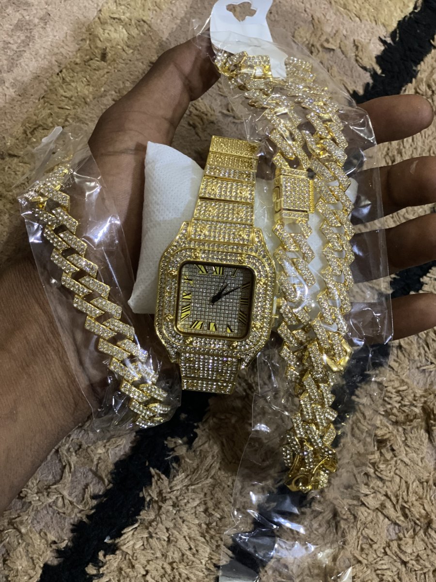 Ensemble montre et bracelets