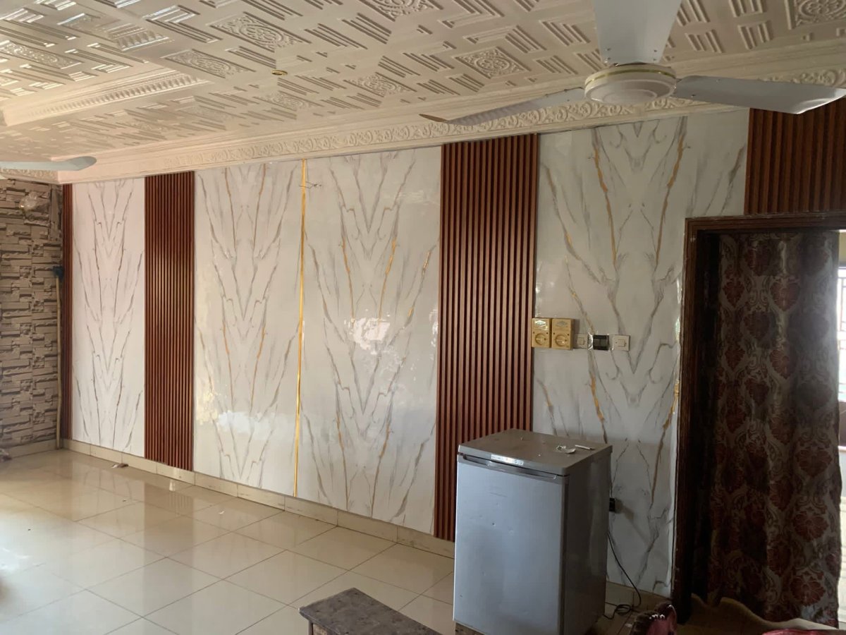 Tasseaux/Baguette ( décoration murale )