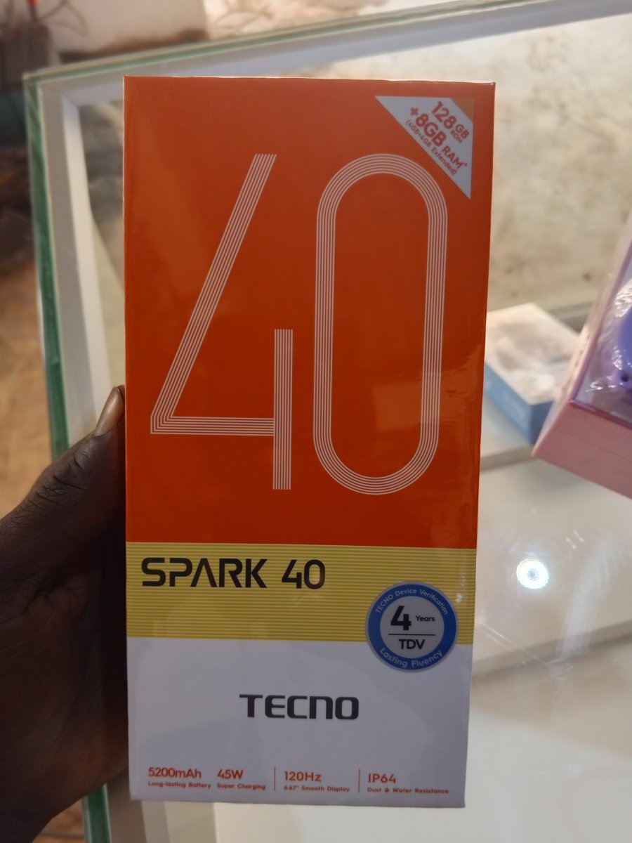Tecno spark 40