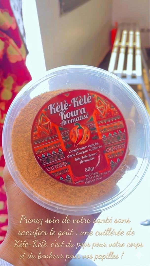 Pots de piments en poudre