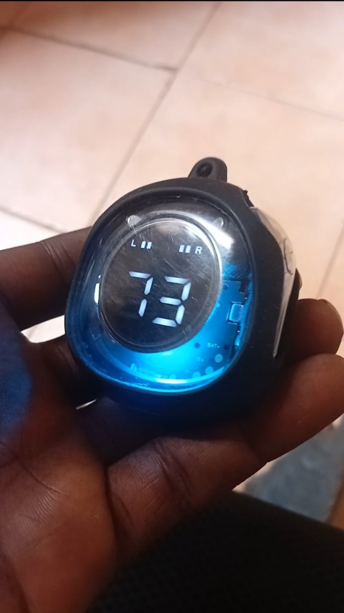 AirPods  BS  Air 18