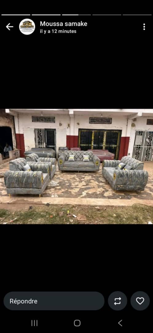 Fauteuil Disponible 75-02-36-84
