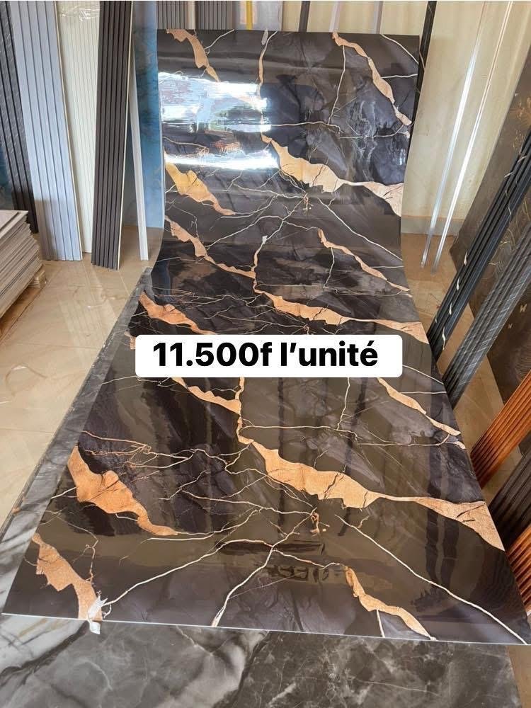 Marbre autocollant