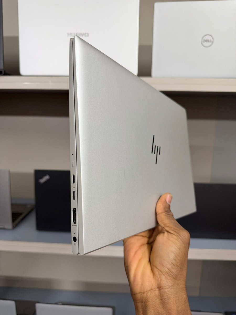 HP ELITEBOOK 840 G8 – i7 11ᵉ GÉNÉRATION