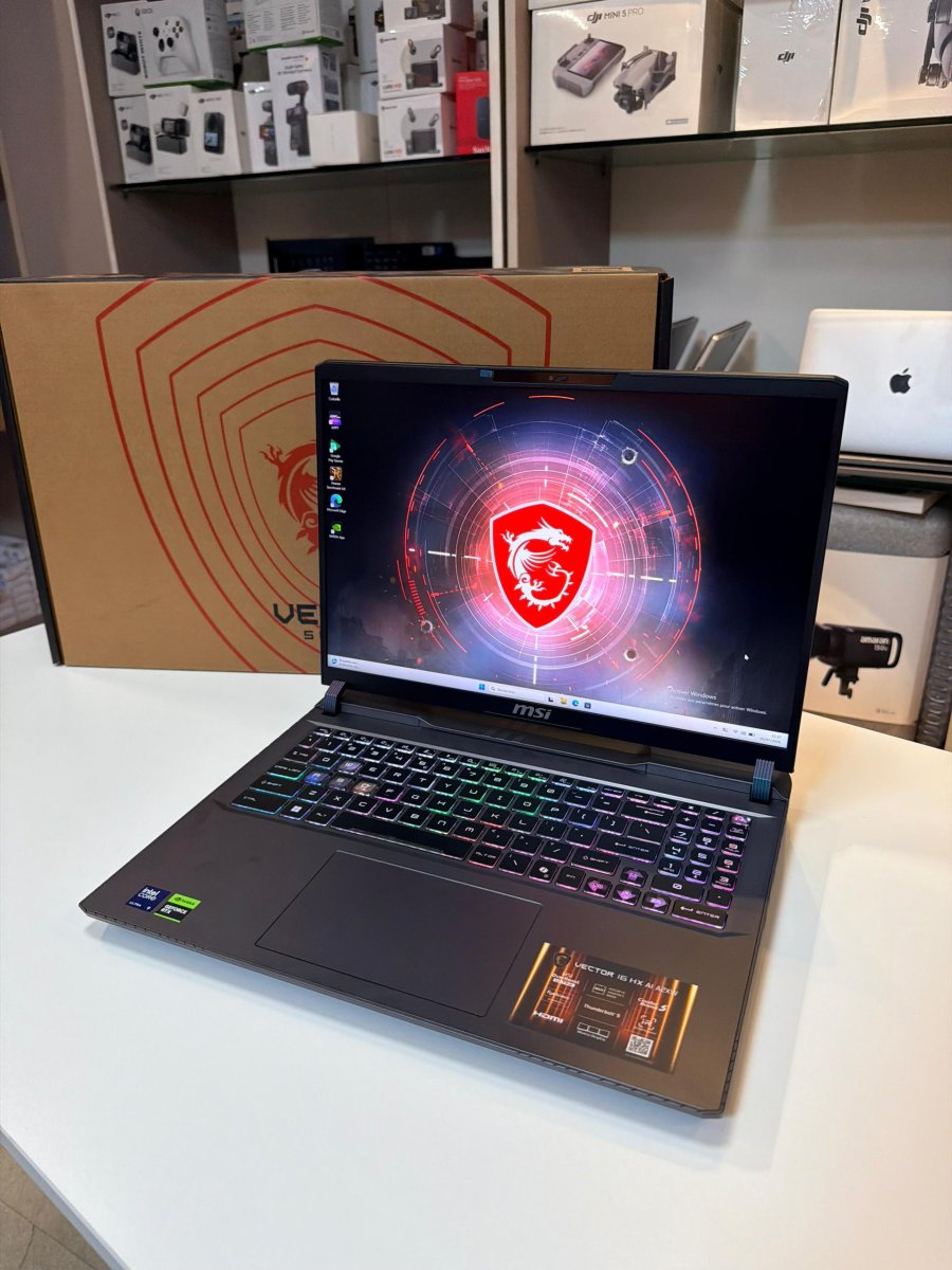 🎮 MSI Vector 16 HX AI A2XWJG