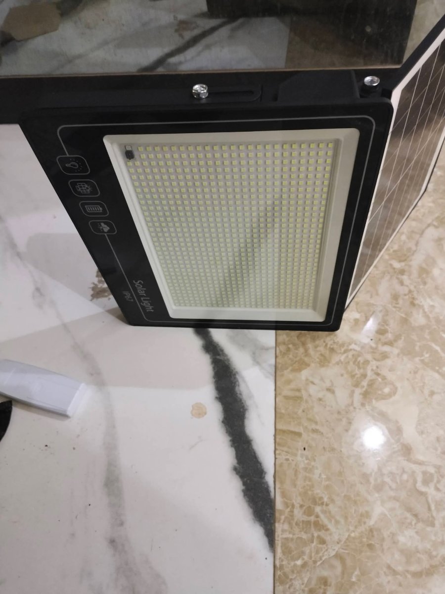 Projecteur solaire 200w