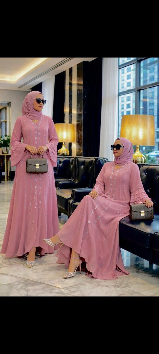 JOLIE ROBE