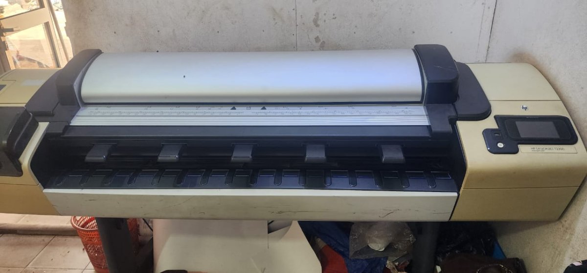 Traceur HP Designjet T2300 44 pouces