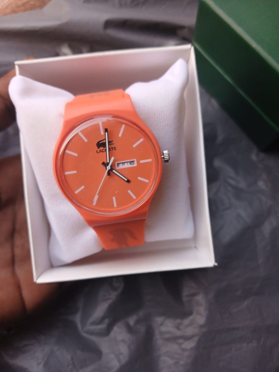 Montre Lacoste