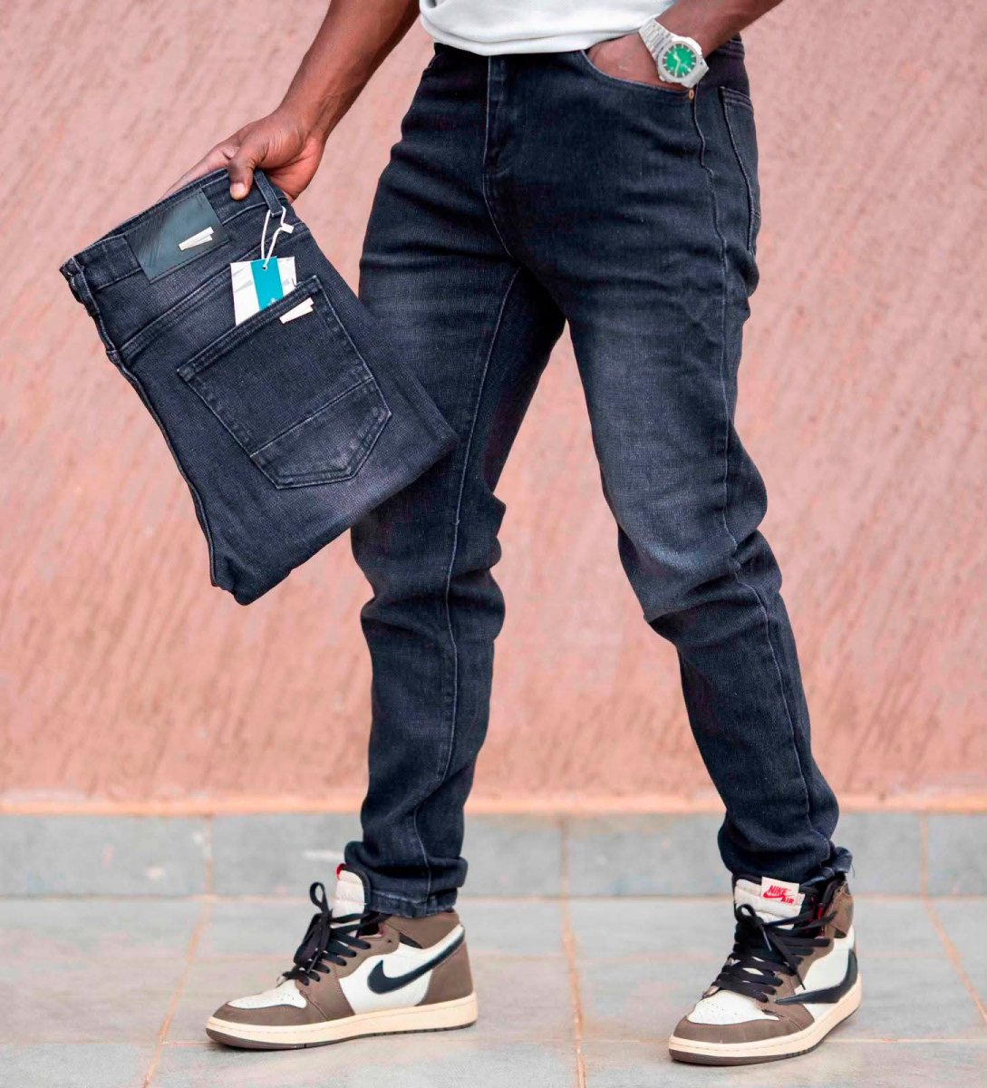 Jeans unique de très bonnes qualités slim premium