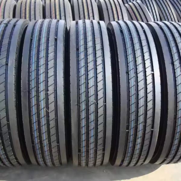 PNEUS 315/80R22.5