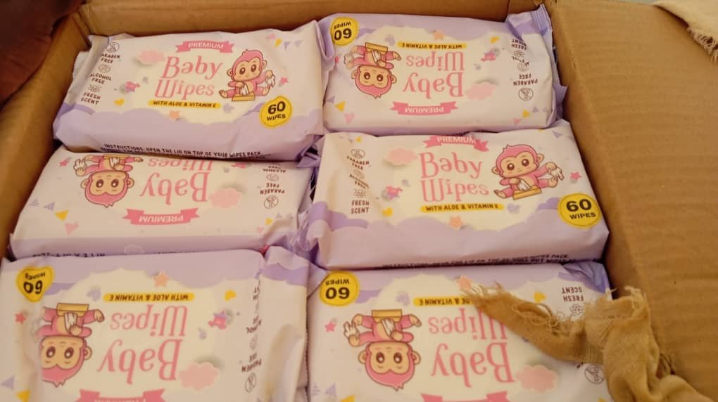 Lingettes (baby wipes) (60) pièce (24) paquet dans le carton