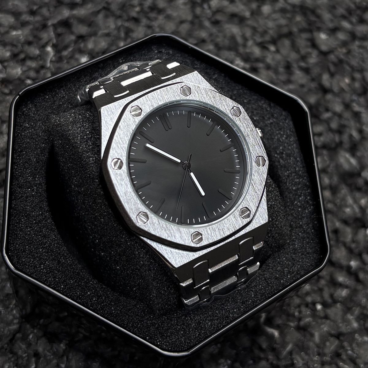 Montre en acier inoxydable