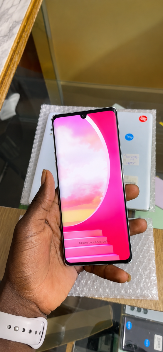 LG Velvet 128go 1 sim