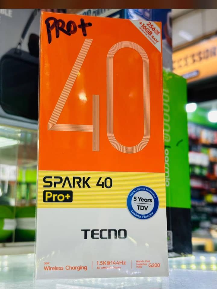 *TECNOSPARK 40PRO PLUS* 256giga