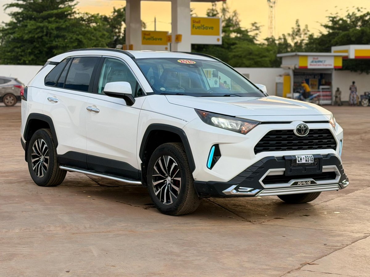TOYOTA RAV4